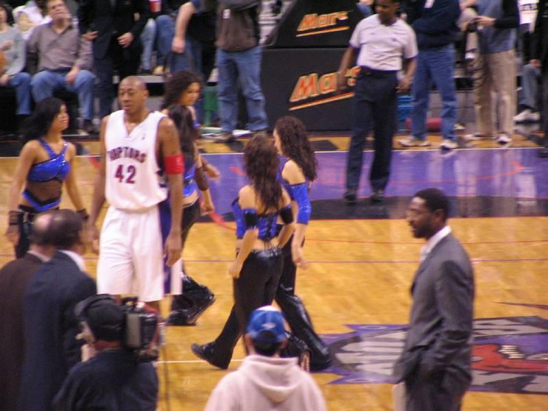 Raptors - 02.04.2005 191.jpg